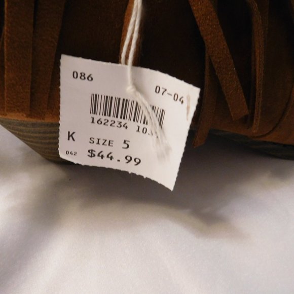 AMERICAN EAGLE Brown Booties Boots NEW - Picture 4 of 5